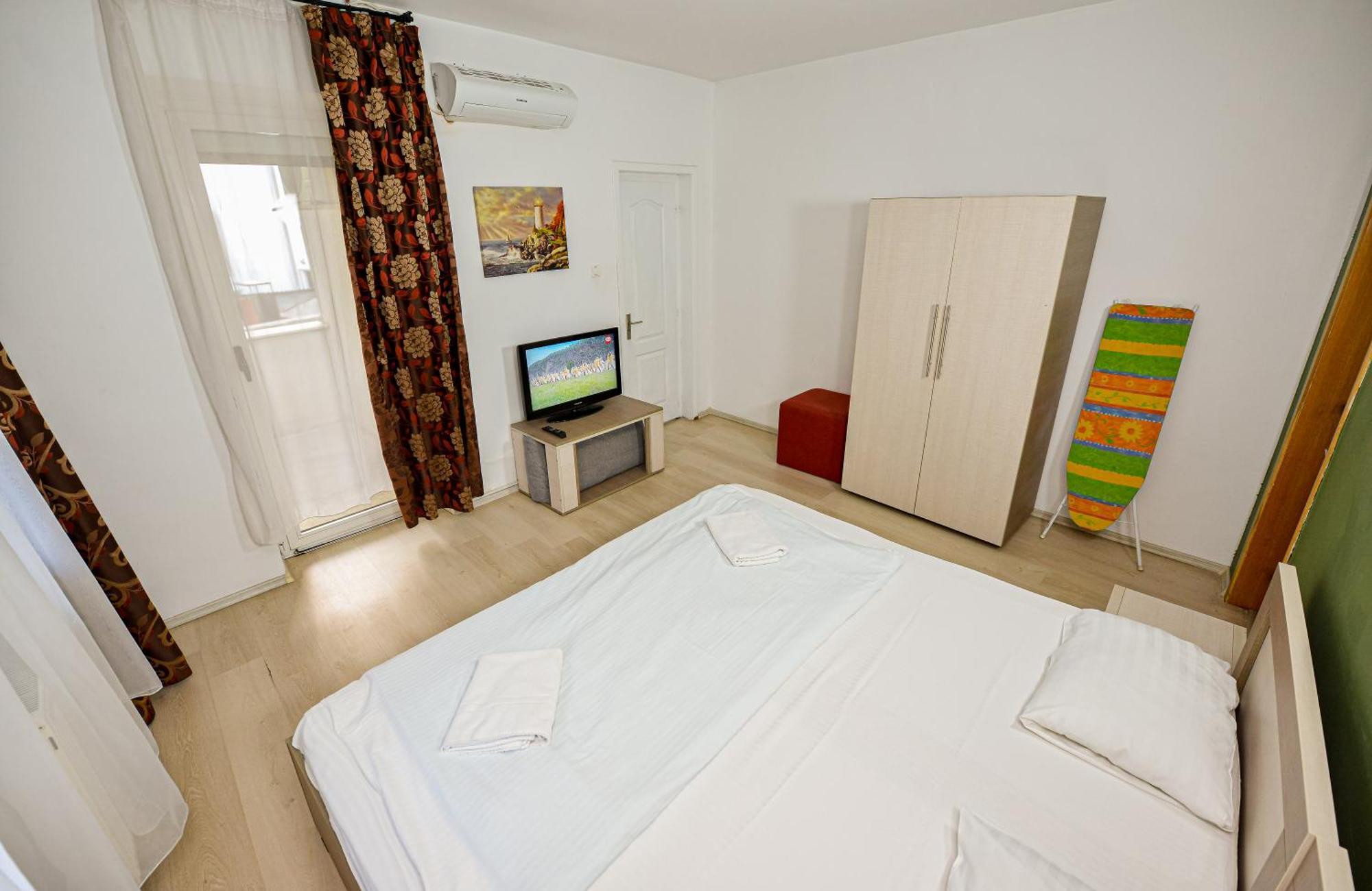 The Lincoln Suites - Central Shabbat Friendly Apartments Bucureşti Eksteriør bilde